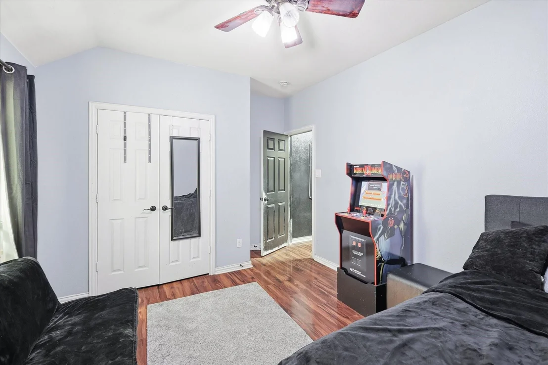 Photo of 5403 Lavaca Road
