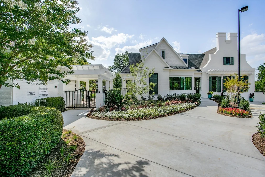 Photo of 7400 Wescott Lane