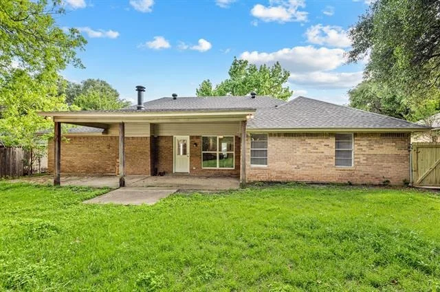 Photo of 204 Overcrest Drive
