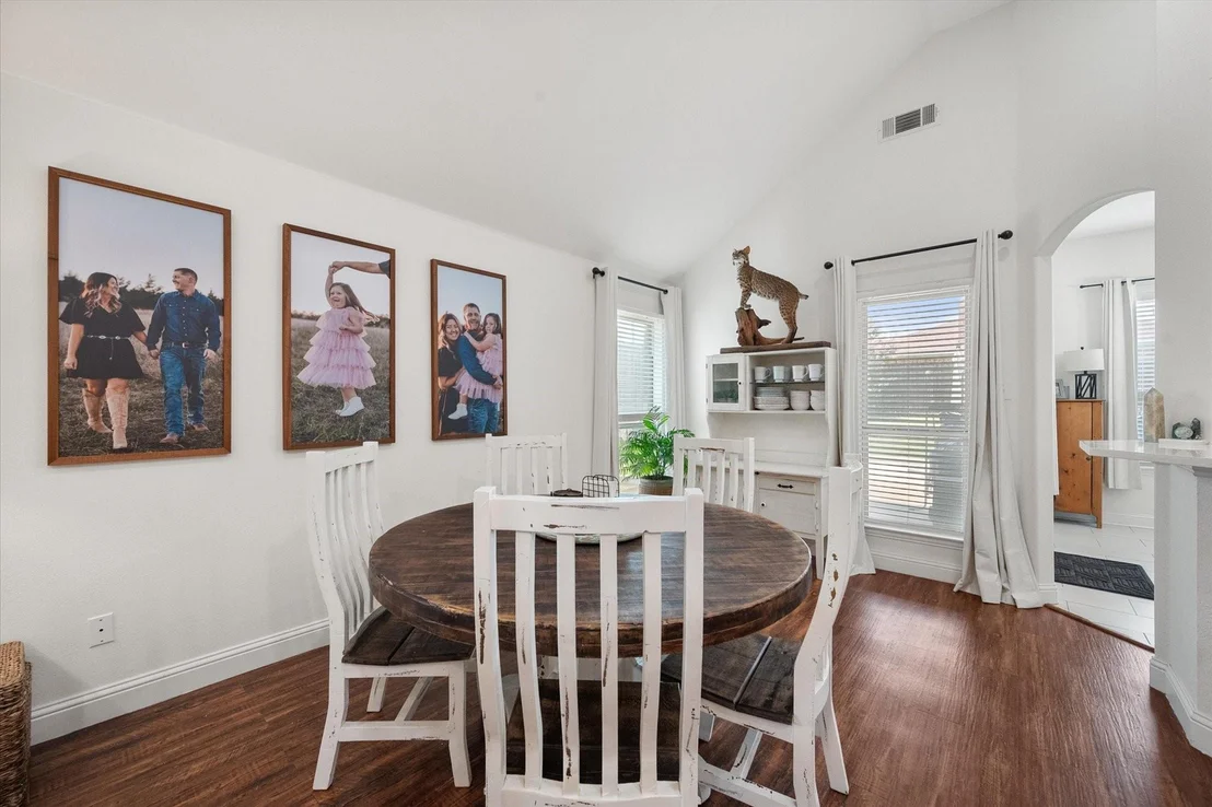 Photo of 1815 Clearbrook Lane