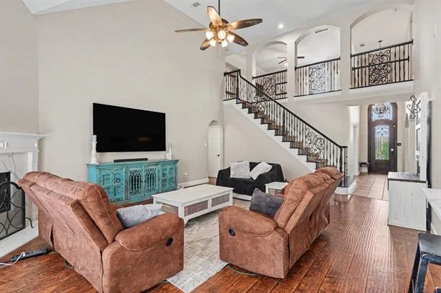 Photo of 5520 Champlain Drive