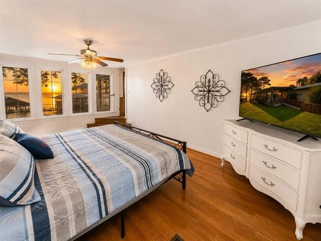 Photo of 17160 Lakeview Drive