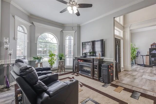 Photo of 1625 Lakeshore Drive