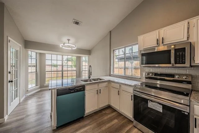 Photo of 1548 High Pointe Lane