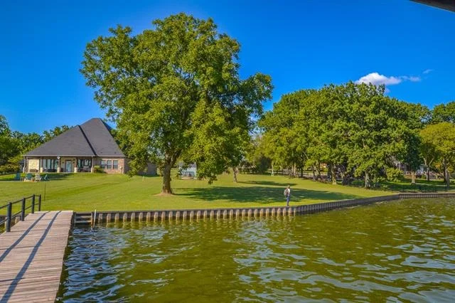 Photo of 626 Bay View Drive