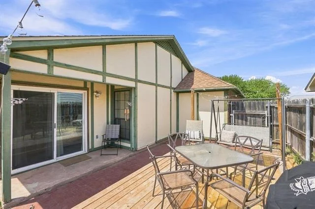 Photo of 749 Chanticleers Lane