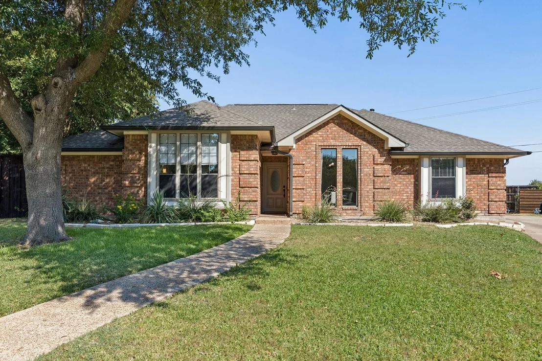 Photo of 1015 Sandy Creek Drive