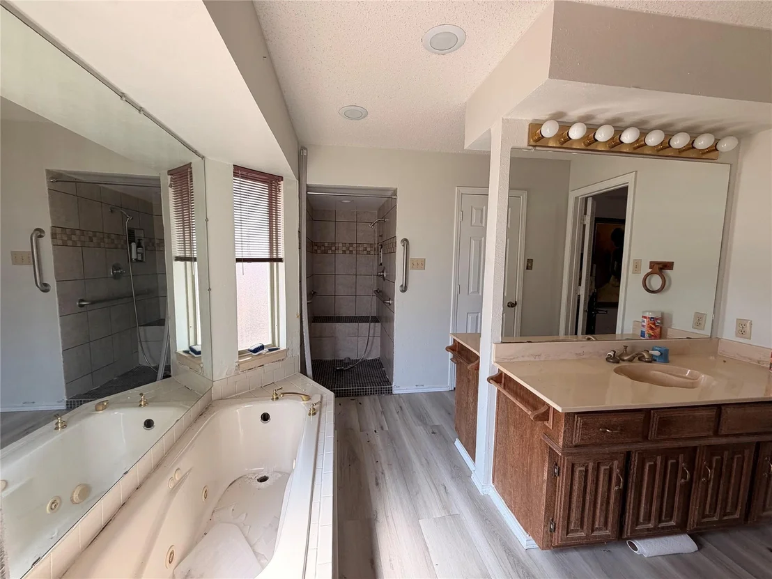 Photo of 1128 Post Oak Lane