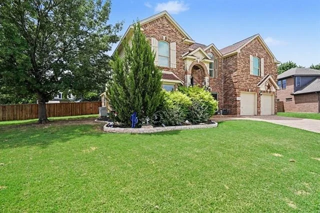 Photo of 5520 Champlain Drive