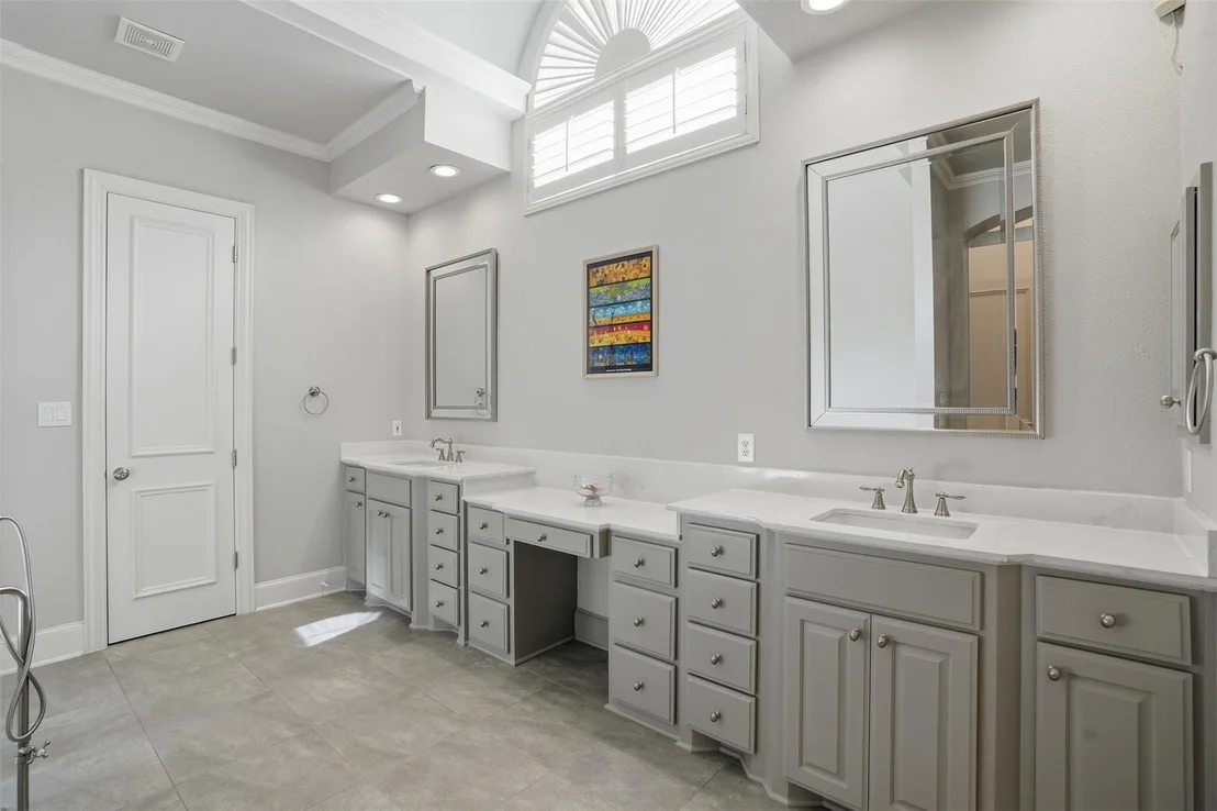Photo of 3509 Lakebrook Drive