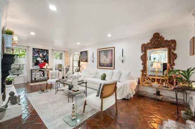 Photo of 2202 Highland Circle