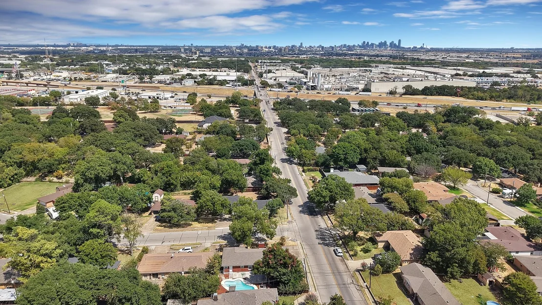 Photo of 1003 Brookhollow Drive