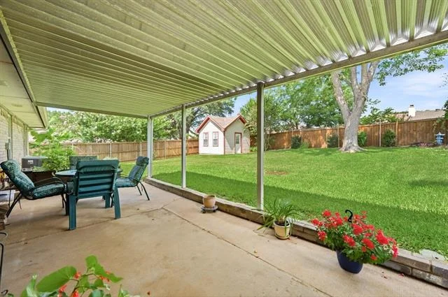 Photo of 2507 Poppy Lane