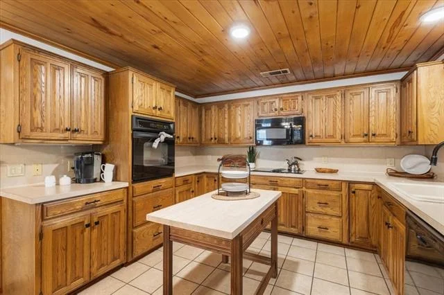 Photo of 1603 Pineview Lane