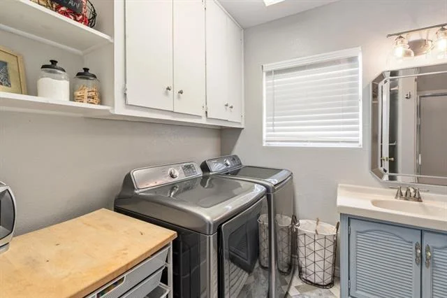 Photo of 138 Pin Oak Drive