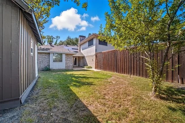 Photo of 443 Dinalynn Street