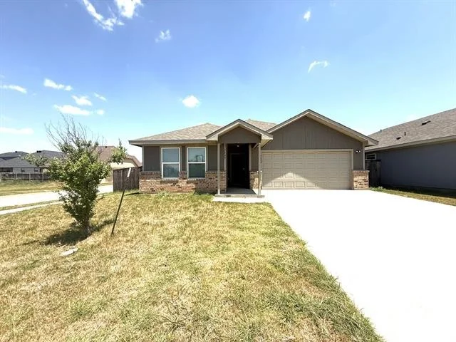 Photo of 7649 Vineyard Drive