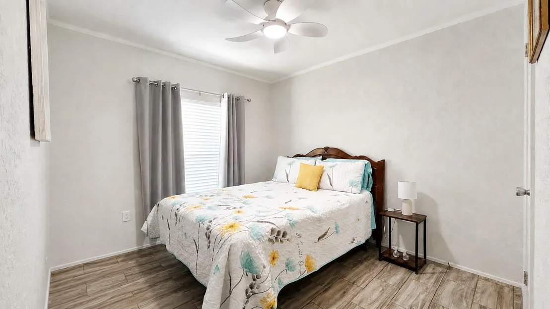 Photo of 852 Cheyenne