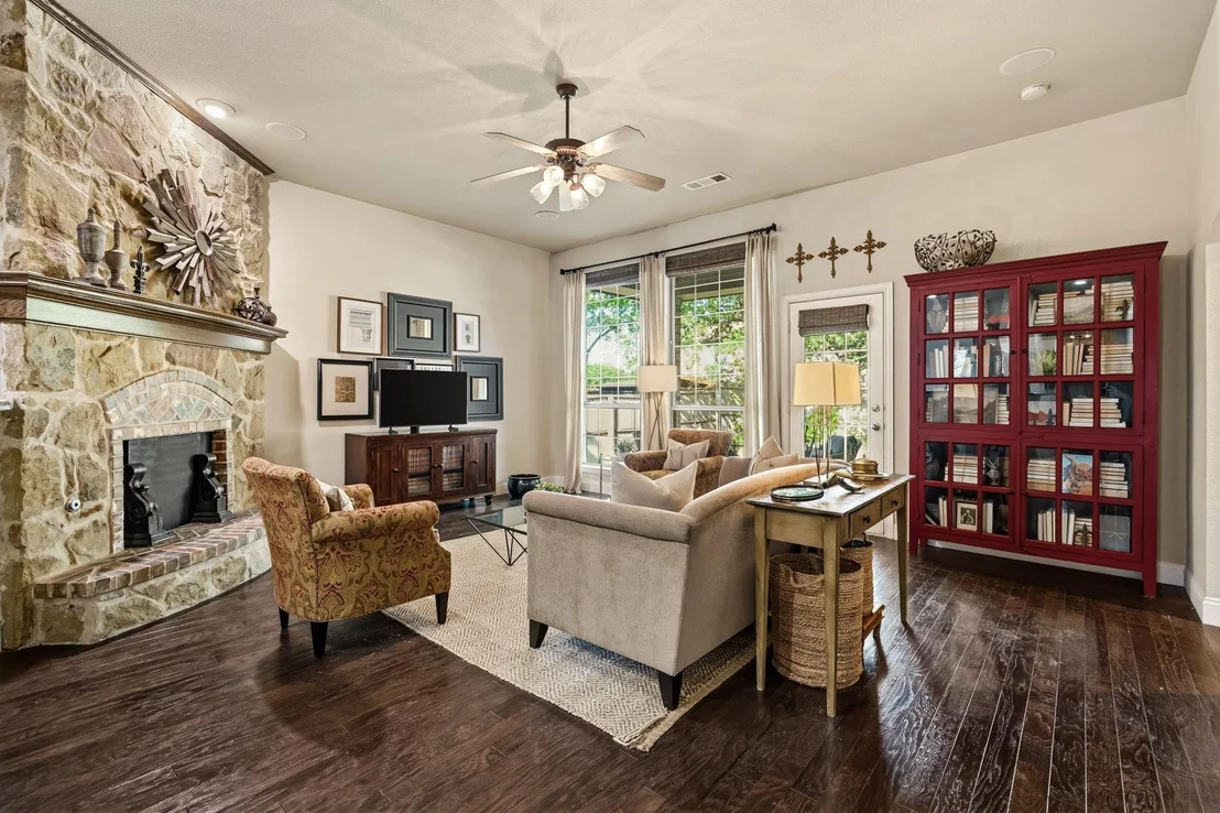 Photo of 7505 Willowbend Drive