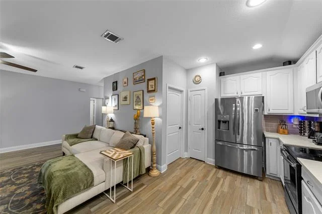 Photo of 1078 Shepard Lane
