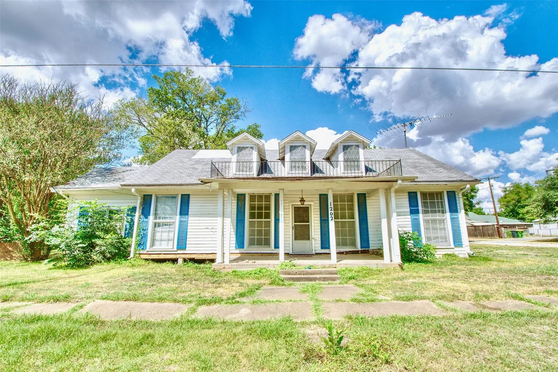 Photo of 1202 Tyler