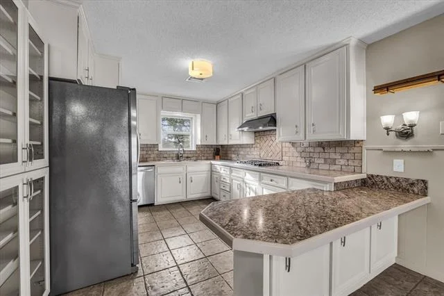 Photo of 4325 Shady Glen Drive
