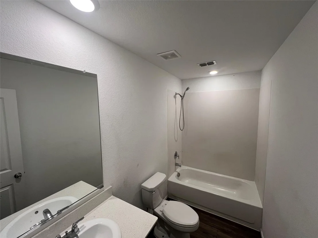 Photo of 715 Deerfern Drive
