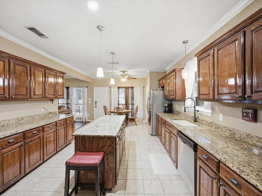 Photo of 5004 Vaquero Drive