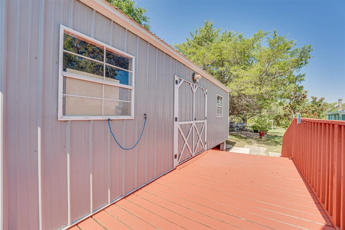 Photo of 2202 County Road 947