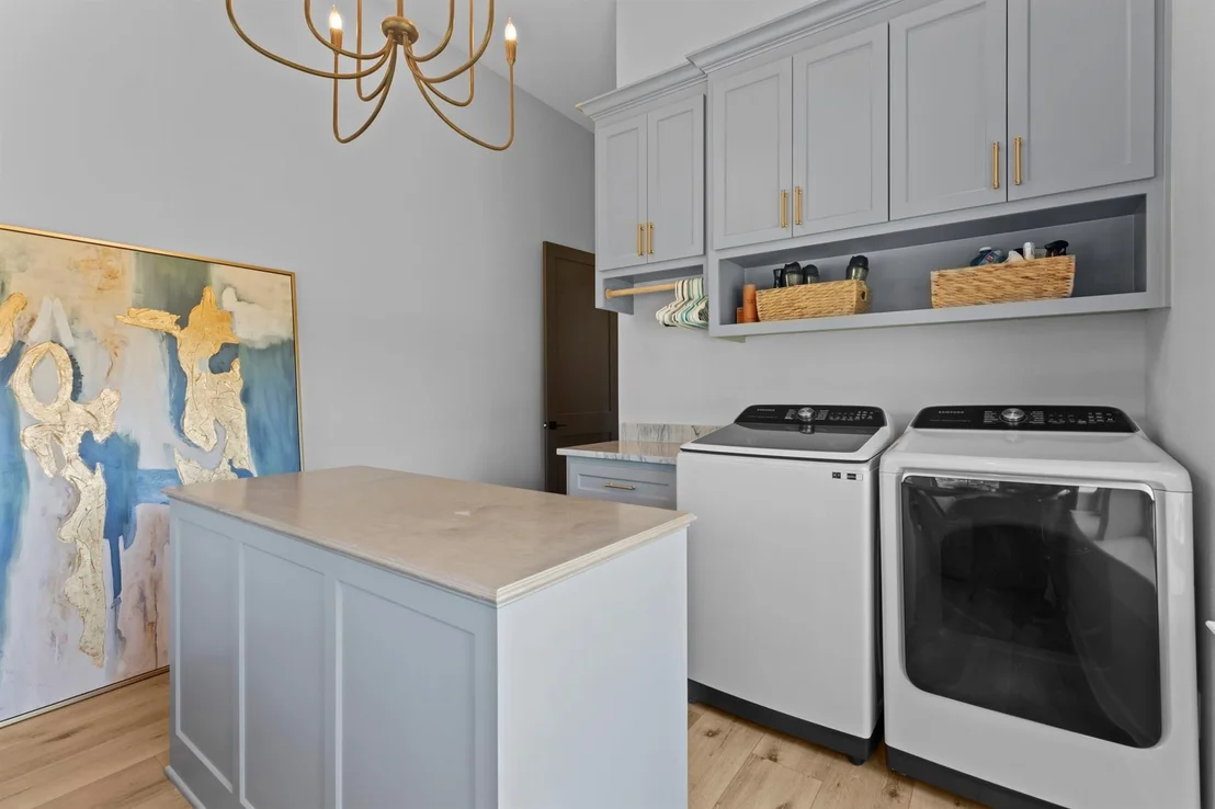 Photo of 23180 Bridle View Drive