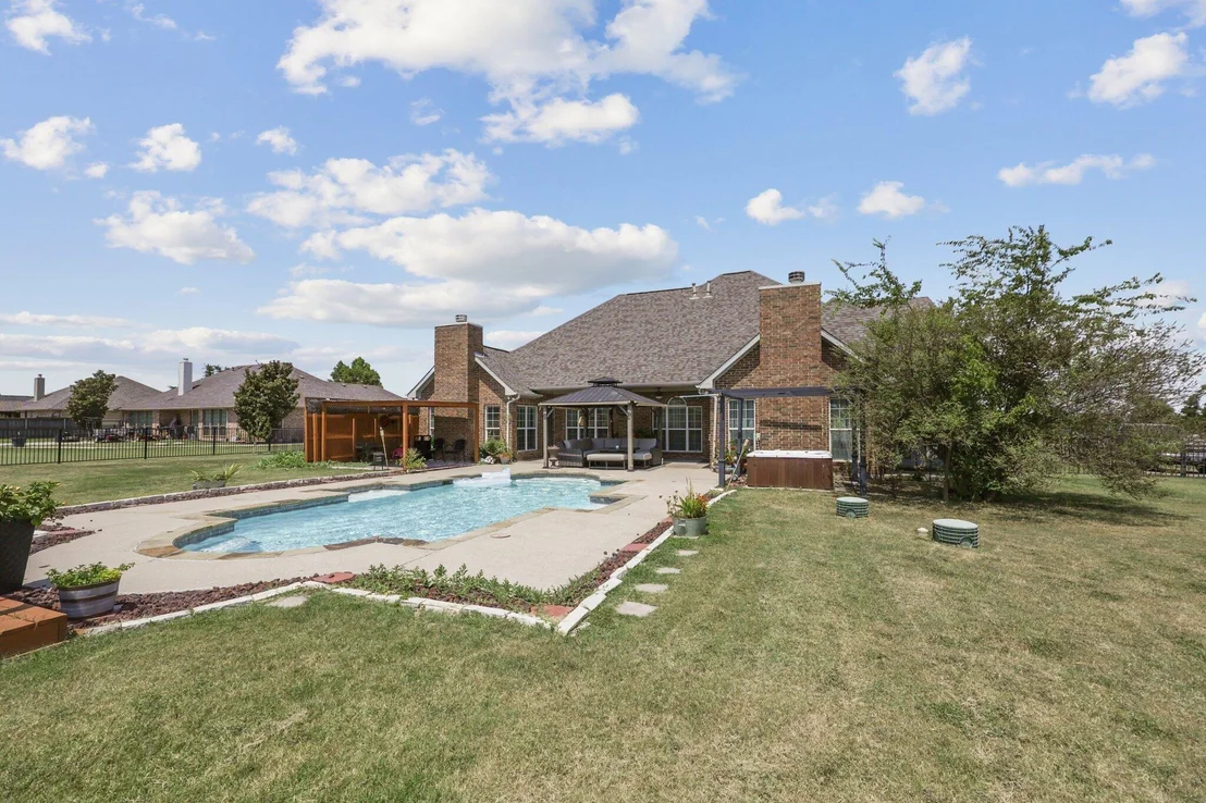 Photo of 15144 Delaney Lane