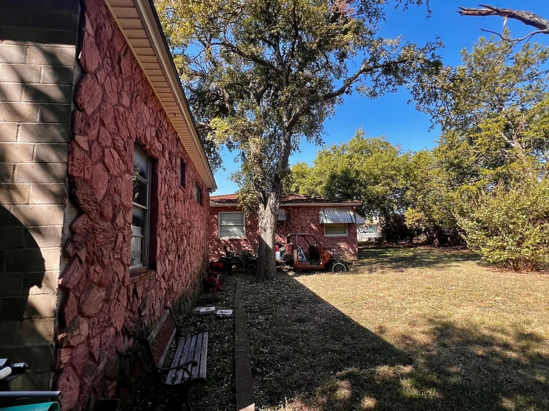 Photo of 3613 Williams Road