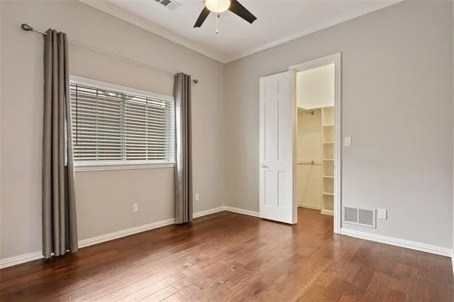Photo of 4807 Holly Tree Drive