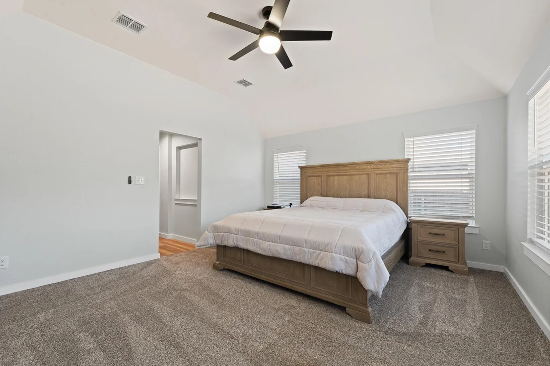 Photo of 3137 Shoreline Drive