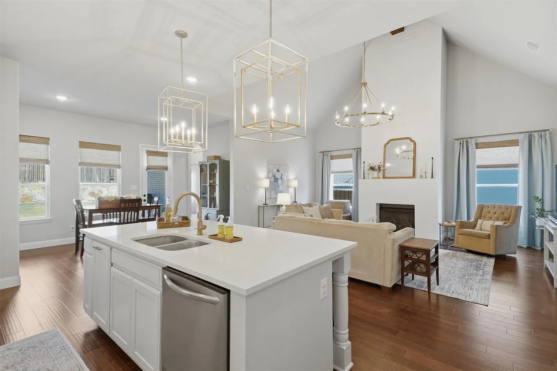 Photo of 540 Point Vista Drive