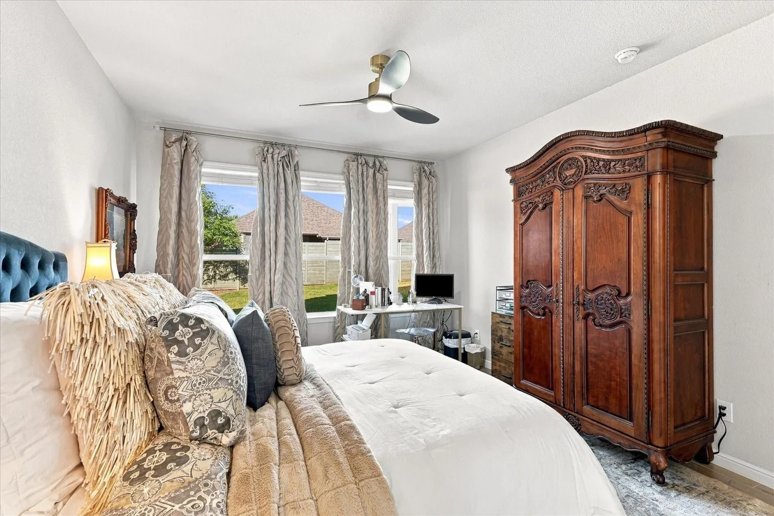 Photo of 1325 Canary Lane