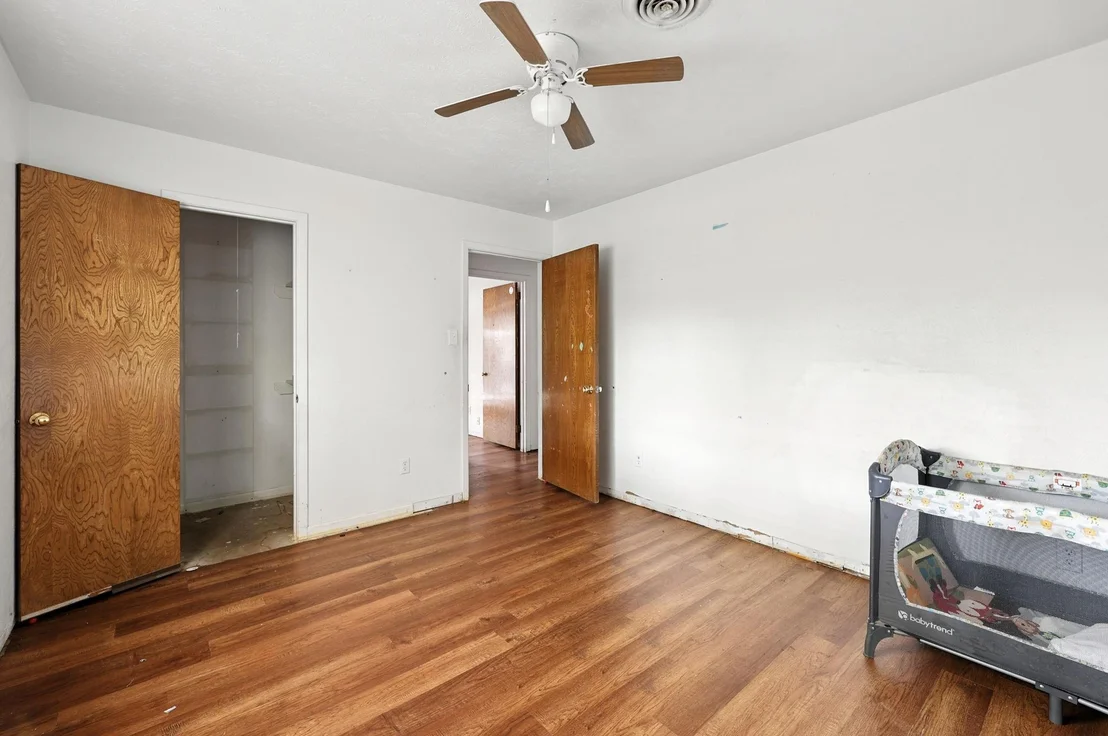 Photo of 2304 Royal Acres Drive