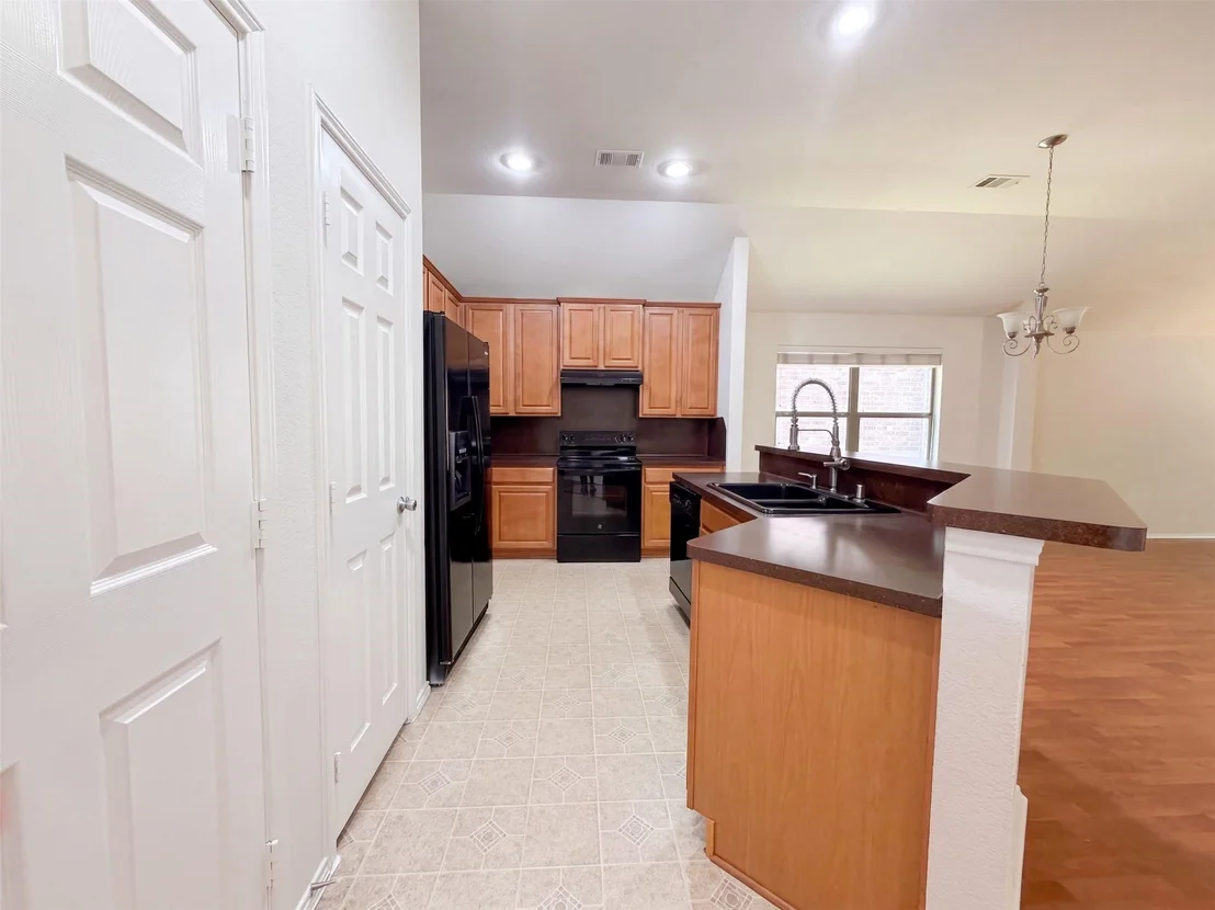 Photo of 605 Crystal Falls Drive