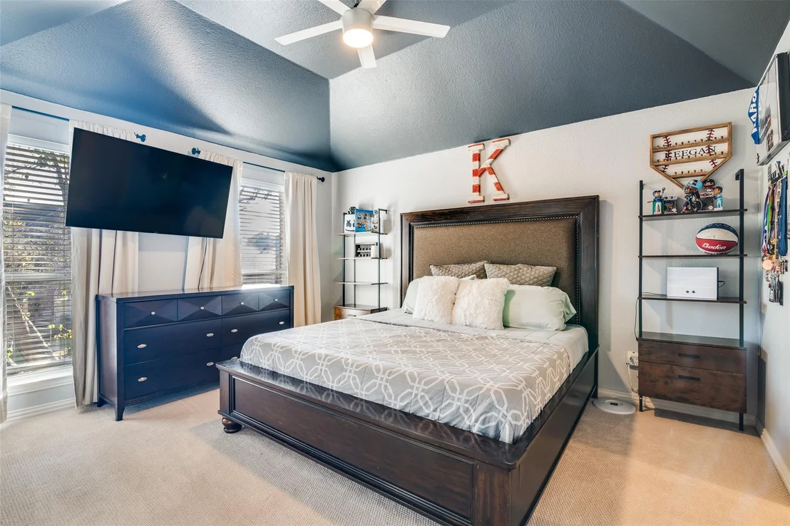Photo of 8005 Rosemont Drive