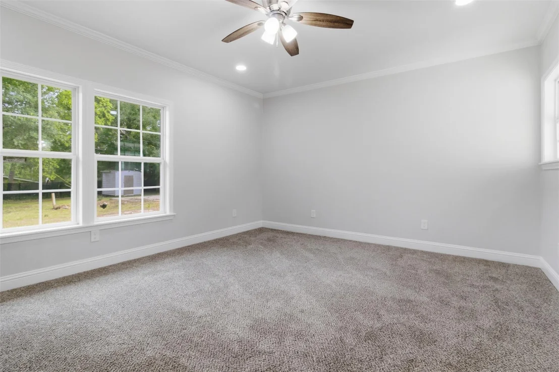 Photo of 325 Sunset Boulevard