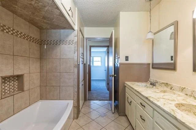 Photo of 903 Ave Q