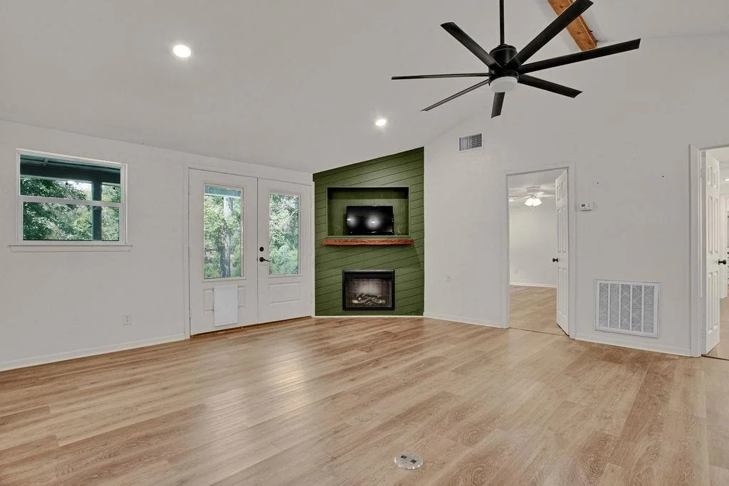 Photo of 224 Hideaway Lane E