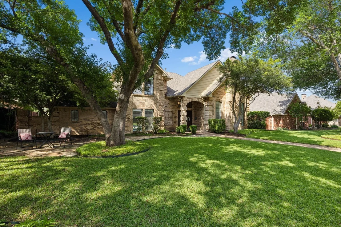 Photo of 5833 Gallant Fox Lane