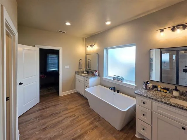 Photo of 5509 Fallbrook Drive