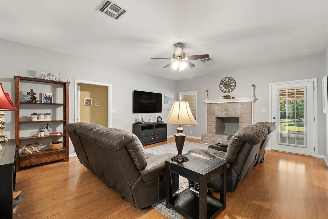 Photo of 257 SE County Road 4280