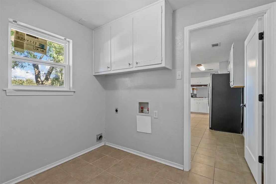 Photo of 6016 Winifred Drive