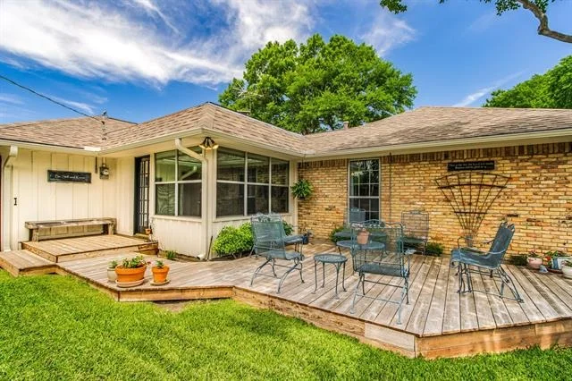 Photo of 331 Robin Way