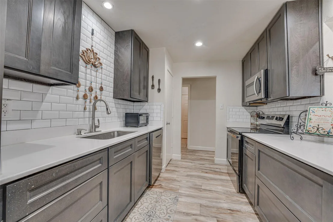 Photo of 903 Walnut Street
