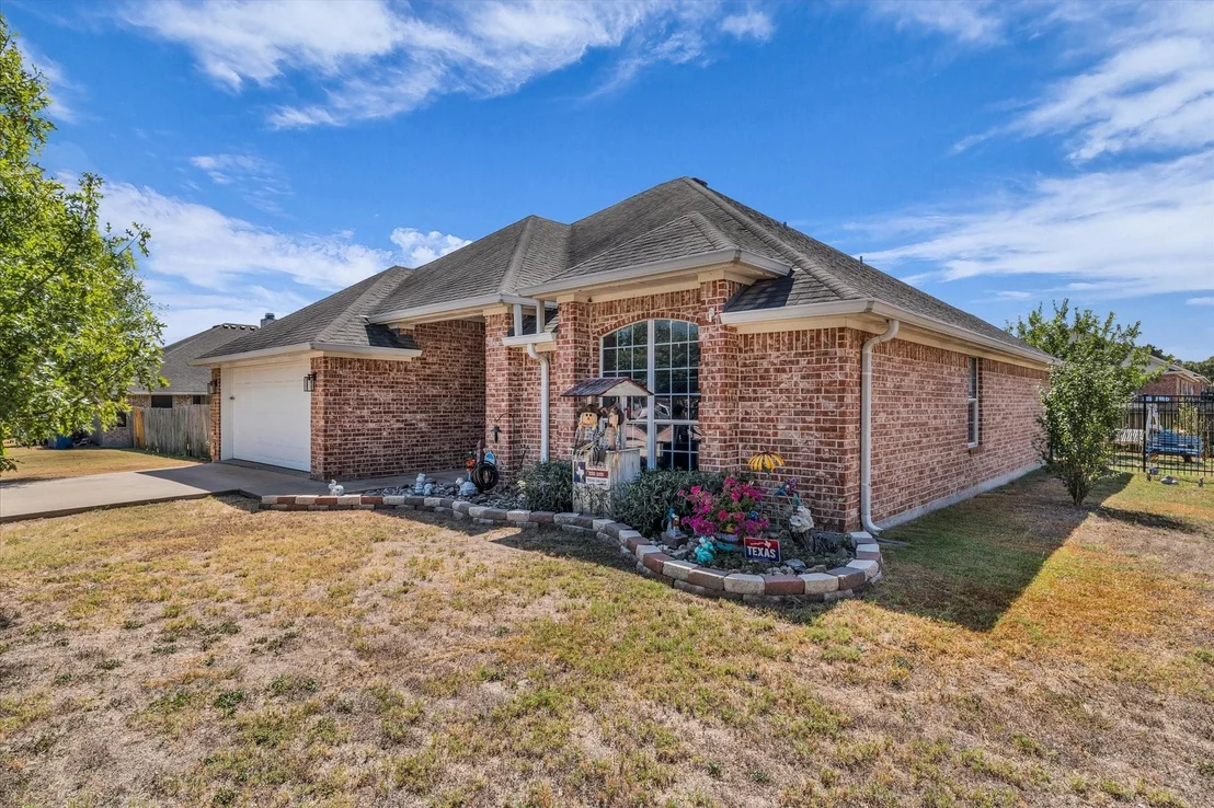 Photo of 104 Topaz Circle
