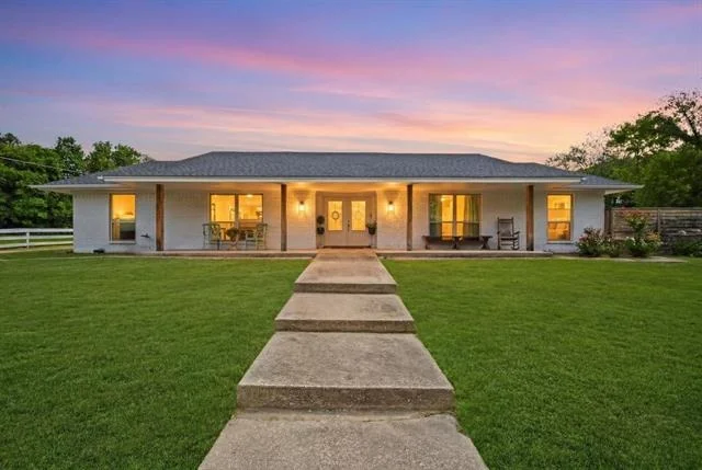 Photo of 6602 Lyons Road